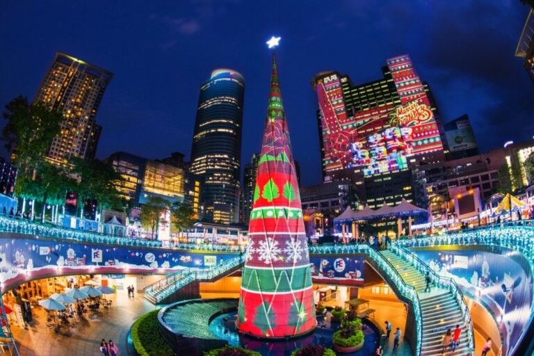 42 Christie Projectors light up christmasland in new taipei city