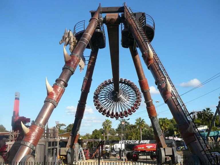 intamin'sgoliath gyro swing debuts at adventure world perth