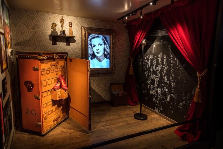 Jora Vision_Legendary Trunks Judy Garland_ Louis Vuitton a