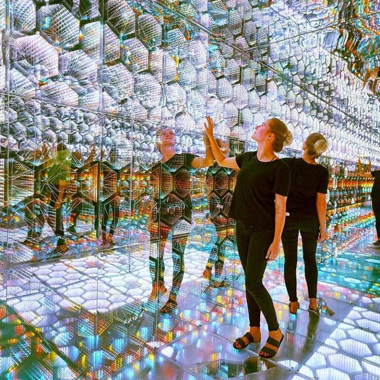 LMNL LED wall