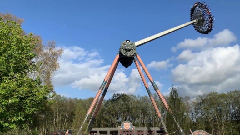 Tigeren Intamin Djurs Sommerland Gyro Swing
