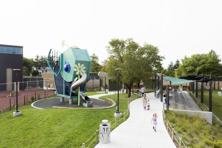 Lincoln Zoo Playground Roto