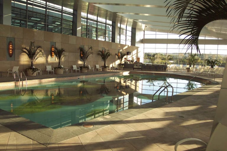 pool mohegan sun cloward h2o