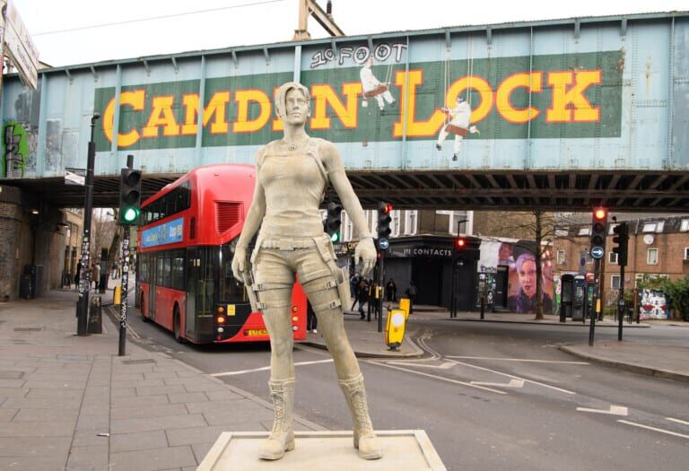 tomb raider statue london live experience