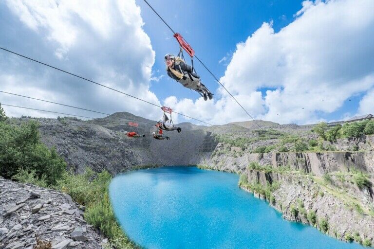zip world