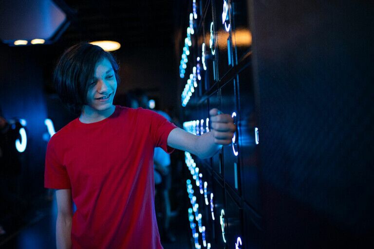 theme park lockers
