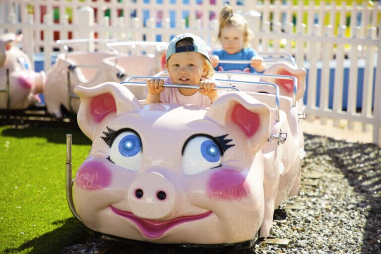 Särkänniemi theme park - pouta pig ride