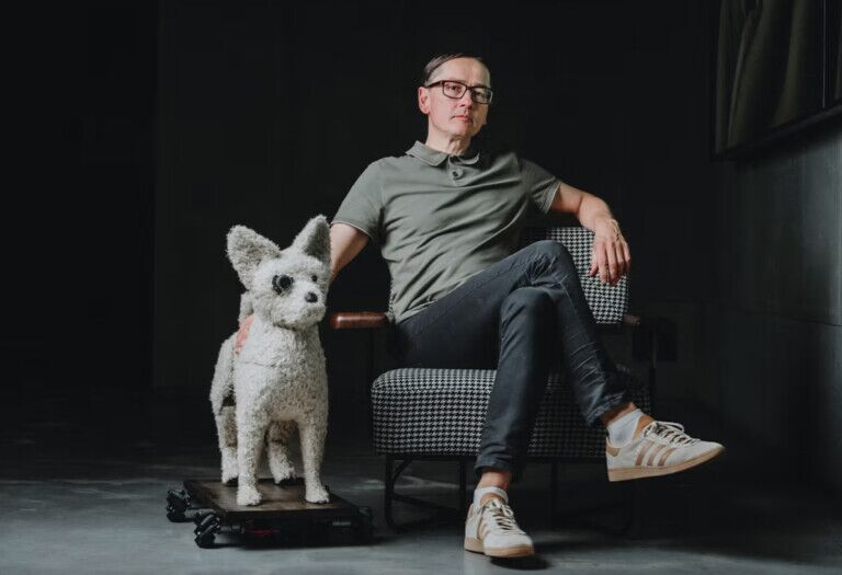 aicca robot dog art critic