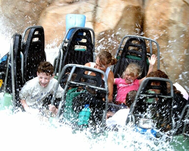 Grizzly River Run Disneyland