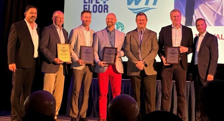 WhiteWater Leading Edge Award Meryal Waterpark ceremony
