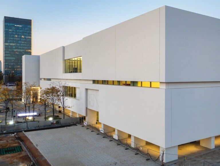 museum of modern art warsaw