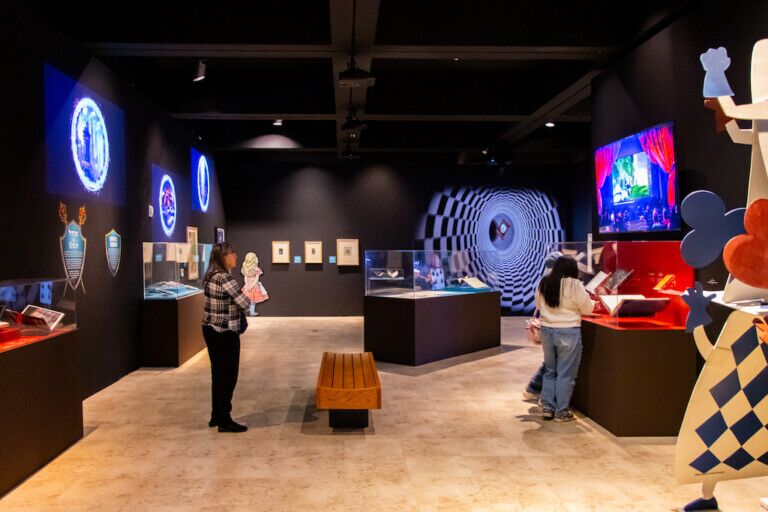realms of fantasy exhibition bowers