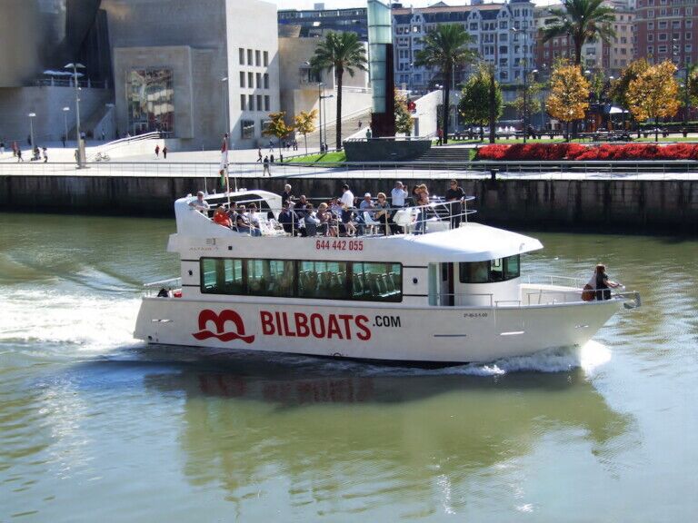 Bilboats boat in Bilbao