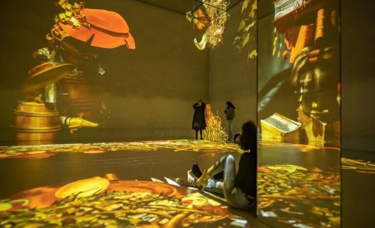 Frameless