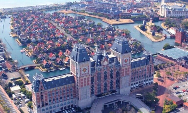 huis ten bosch