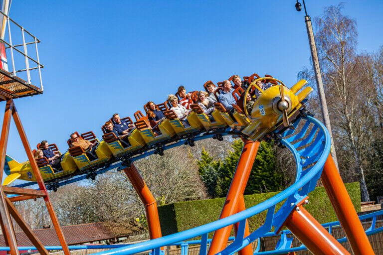 paultons park farmyard flyer