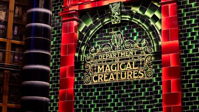 universal epic universe, harry potter ministry of magic ride new themed rides 2025